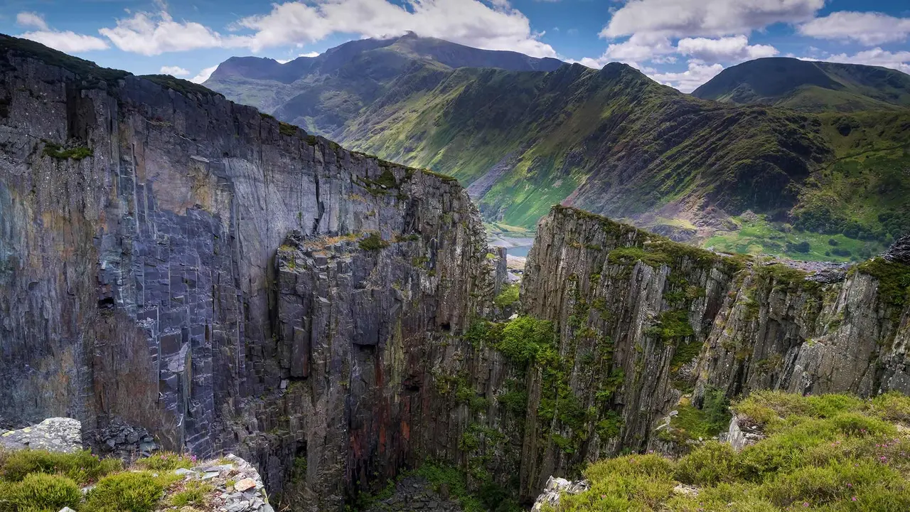 斯诺登山与兰贝里斯山口，英国史诺多尼亚国家公园