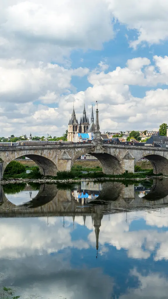 Reflets d&rsquo;histoire en bord de Loire