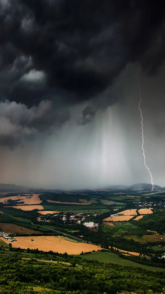 Thunderstorm above the plains, Bulgaria
