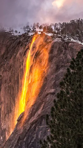 Una cascada inexplicable