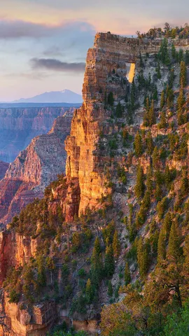 美国大峡谷北缘的天使之窗，亚利桑那州