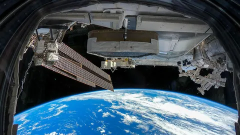 今日は世界宇宙飛行の日