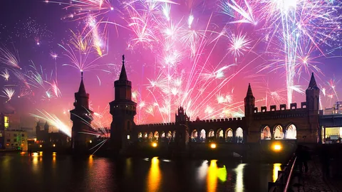 Where Berlin bridges the New Year