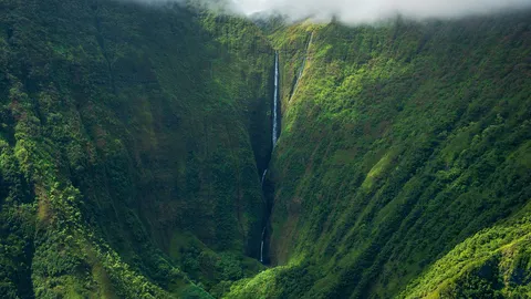 Olo'upena Falls, island of Moloka'i, Hawaii, United States