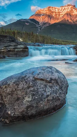 奔腾不息的自然力量