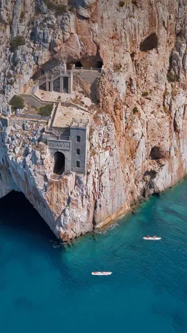 弗拉维亚港，意大利撒丁岛