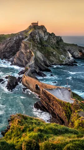 Pilgrimage to San Juan de Gaztelugatxe
