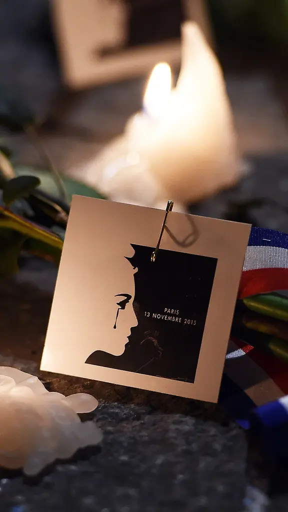 Dix ans apr&egrave;s, la lumi&egrave;re persiste