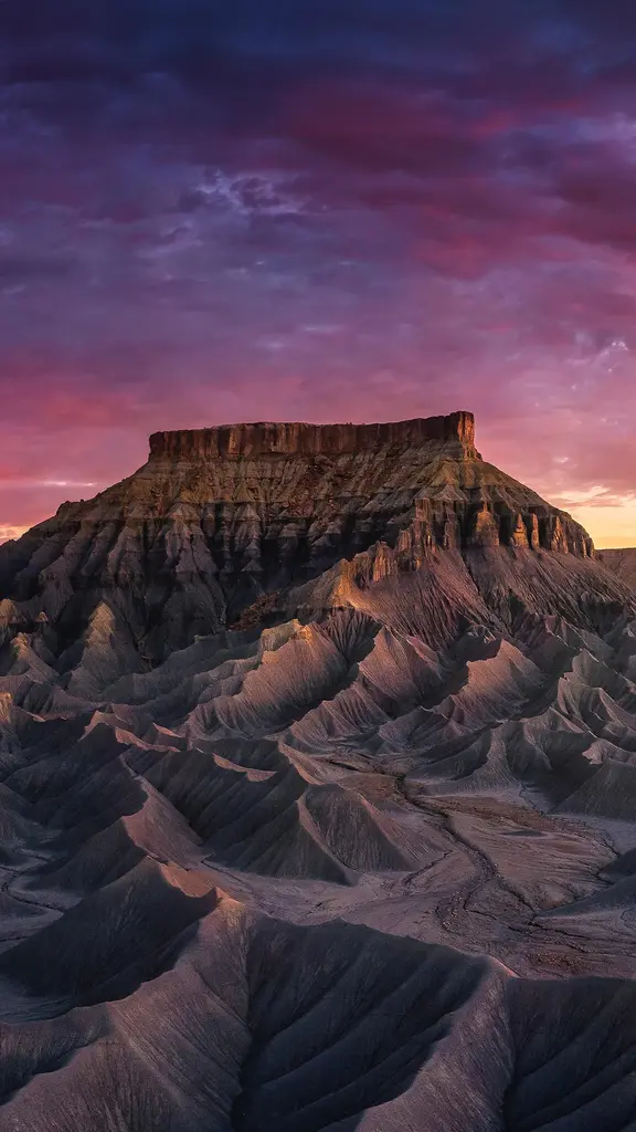 Sandstone butte-iful