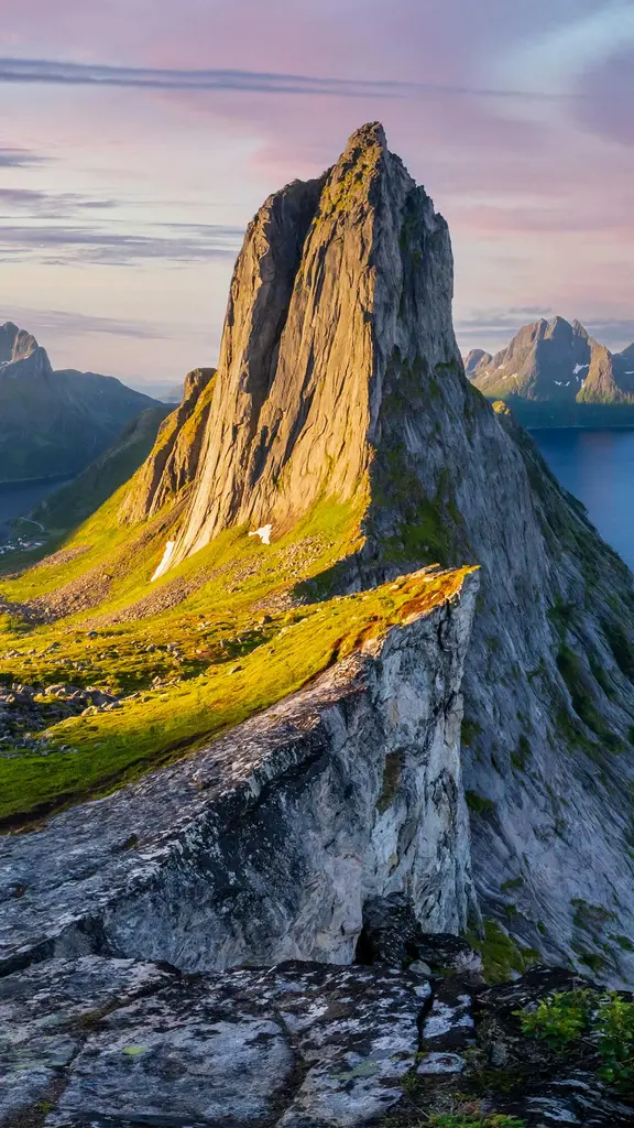 L&rsquo;hanno ritoccata al computer? Troppo bella.