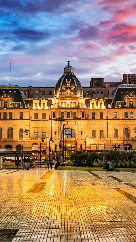 The rise of a republic