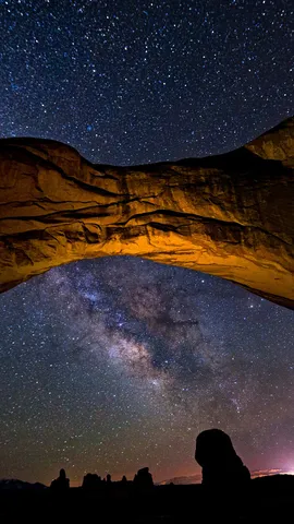 让我们一起庆祝宇宙