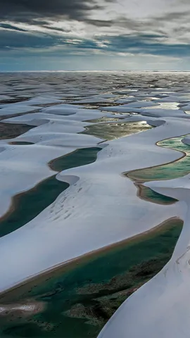 伦索伊斯马拉年塞斯国家公园，巴西巴雷里尼亚斯市