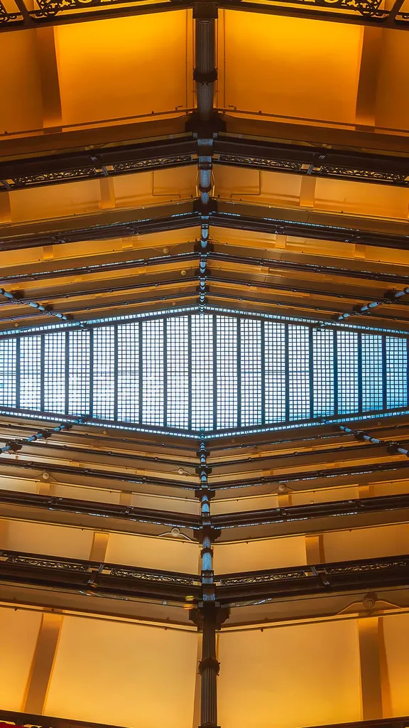 A tall story of Milwaukee