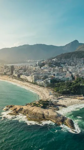 Surf, hist&oacute;ria e p&ocirc;r do sol