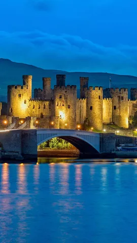 今日はコンウィ川祭りの開催日