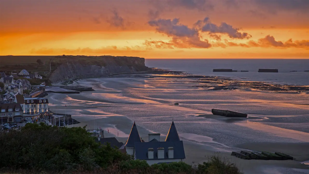 阿罗芒什莱班的桑树港，法国诺曼底