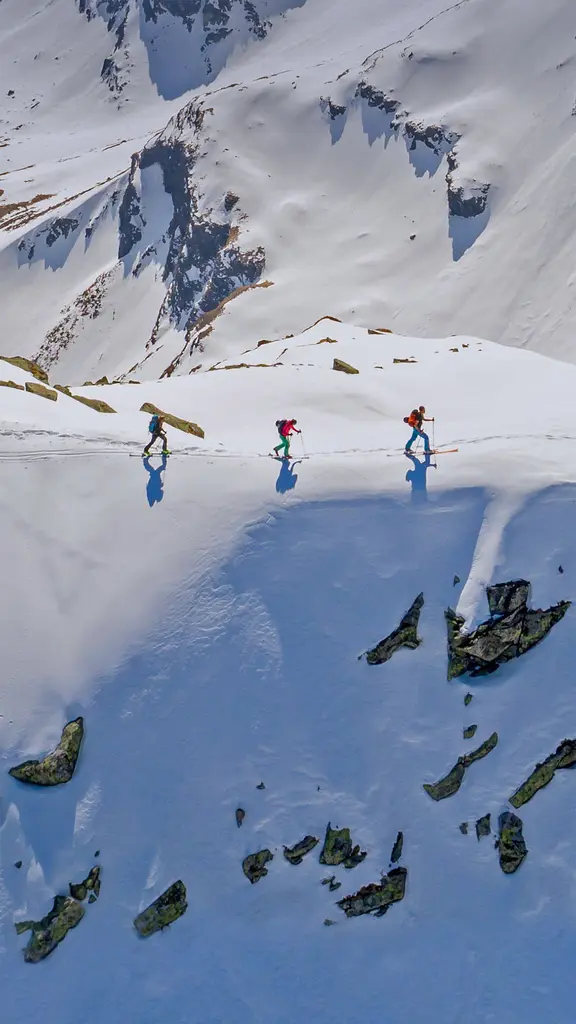 在高地陶恩山脉的滑雪旅行，奥地利巴德加斯坦
